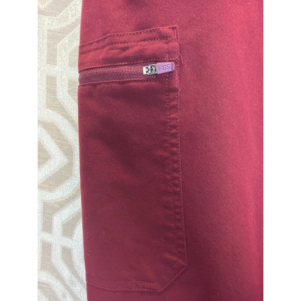 FIGS Technical Collection Burgundy Maroon Cargo Scrub Pants Unisex XL